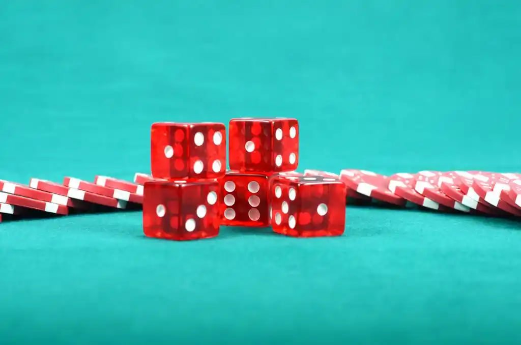 Myanmar Esports ပြိုင်ပွဲများတွင် JDB77 ဖြင့် Live Betting ပြုလုပ်နေသောမြင်ကွင်း